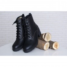 Демисезонные ботинки черного цвета на шнуровке КИРА1183-4017-04д